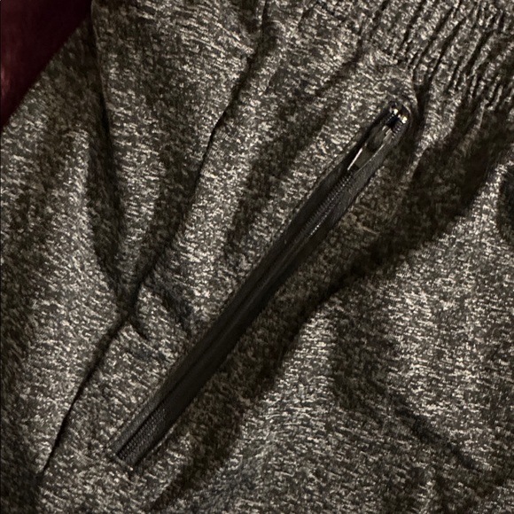 Men's Medium Gray Athletic Shorts 5 Pack new - Picture 6 of 6